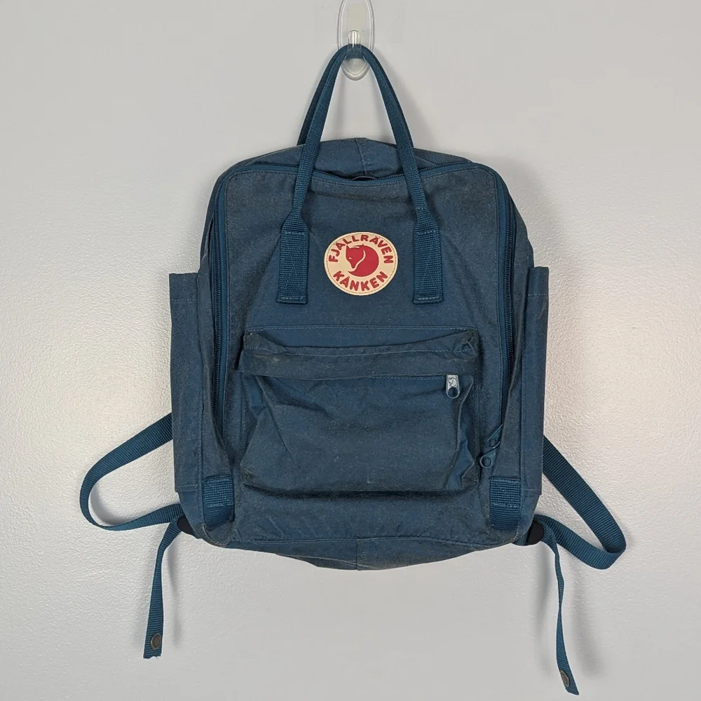 Fjallraven Classic Kånken Teal Backpack 16L